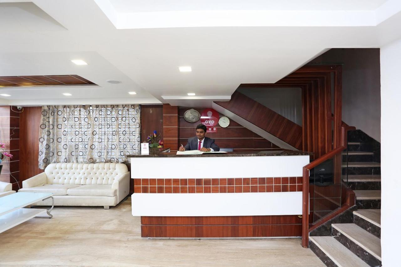 Oyo 6359 Hotel Mezbaan Regency Rāipur Exteriér fotografie