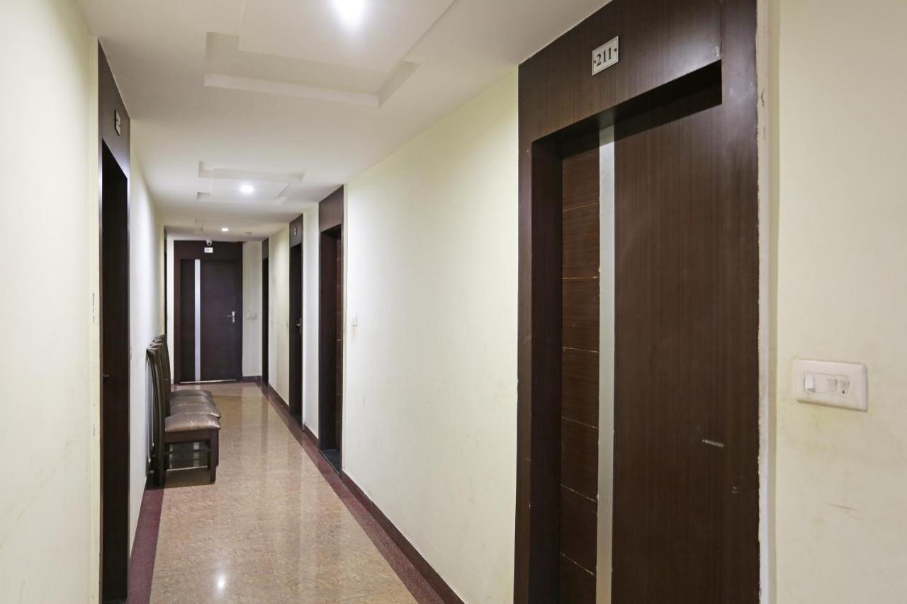 Oyo 6359 Hotel Mezbaan Regency Rāipur Exteriér fotografie